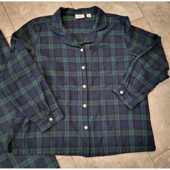 L.L. Bean warm Green & navy flannel Tartan Pajama matching separates. - Picture 2 of 10